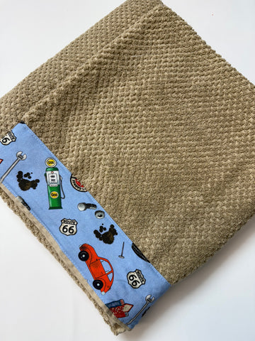Hooded Towel - Beige with Mechanic theme