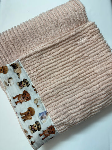 Hooded Towel - Light Pink with Puppy theme