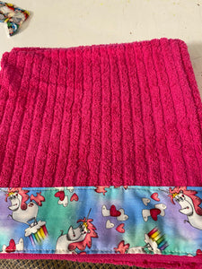 Hooded Towel - pink with unicorns